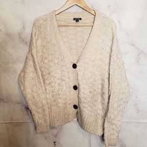 WILD FABLE cream Fuzzy knit button down cardigan oversized sweater M